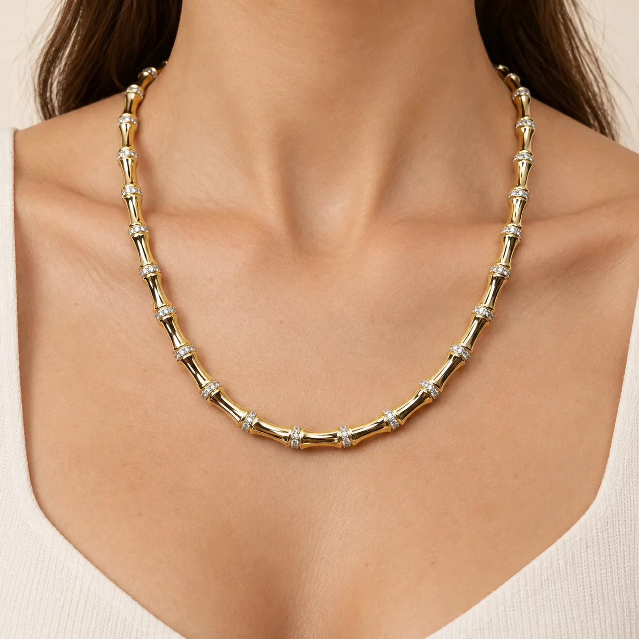 Altın Bambu Zirkon Halkalı Kolye